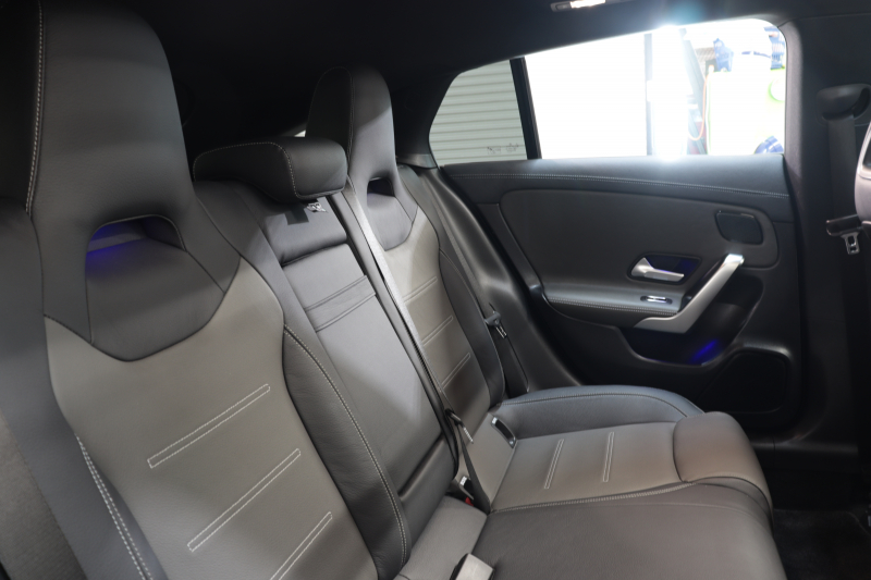 メルセデスベンツ CLAクラス CLA200d ｼｭｰﾃｨﾝｸﾞﾌﾞﾚｰｸ AMGﾗｲﾝ ﾚｻﾞｰｴｸｽｸﾙｰｼﾌﾞ&ｱﾄﾞﾊﾞﾝｽﾄﾞ&ﾅﾋﾞｹﾞｰｼｮﾝ&ﾚｰﾀﾞｰｾｰﾌﾃｨPKG　ｷｰﾚｽｺﾞｰ 灰/黒本革 ﾊﾟﾉﾗﾏSR HUD MBUXﾅﾋﾞTV BT音楽 ｱﾄﾞﾊﾞﾝｽﾄﾞｻｳﾝﾄﾞ 360ｶﾒﾗ PTS LEDﾗｲﾄ AMGｴｱﾛ&18AW ﾜｲﾔﾚｽ充電 8AT　2年保証