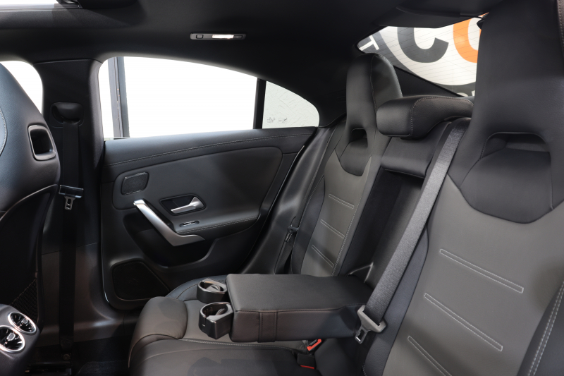 メルセデスベンツ CLAクラス CLA200d AMGﾗｲﾝ ﾚｻﾞｰｴｸｽｸﾙｰｼﾌﾞ&ｱﾄﾞﾊﾞﾝｽﾄﾞ&ﾅﾋﾞｹﾞｰｼｮﾝ&ﾚｰﾀﾞｰｾｰﾌﾃｨPKG　ｷｰﾚｽｺﾞｰ 灰/黒本革 ﾊﾟﾉﾗﾏSR ﾍｯﾄﾞｱｯﾌﾟD MBUXﾅﾋﾞTV&ｷｬﾝｾﾗｰ BT音楽 ｱﾄﾞﾊﾞﾝｽﾄﾞｻｳﾝﾄﾞ 360ｶﾒﾗ PTS LEDﾗｲﾄ AMGｴｱﾛ&18AW ﾜｲﾔﾚｽ充電 8AT　2年保証