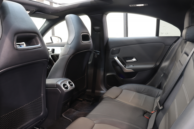 メルセデスベンツ CLAクラス CLA200d AMGﾗｲﾝ ﾚｻﾞｰｴｸｽｸﾙｰｼﾌﾞ&ｱﾄﾞﾊﾞﾝｽﾄﾞ&ﾅﾋﾞｹﾞｰｼｮﾝ&ﾚｰﾀﾞｰｾｰﾌﾃｨPKG　ｷｰﾚｽｺﾞｰ 灰/黒本革 ﾊﾟﾉﾗﾏSR ﾍｯﾄﾞｱｯﾌﾟD MBUXﾅﾋﾞTV&ｷｬﾝｾﾗｰ BT音楽 ｱﾄﾞﾊﾞﾝｽﾄﾞｻｳﾝﾄﾞ 360ｶﾒﾗ PTS LEDﾗｲﾄ AMGｴｱﾛ&18AW ﾜｲﾔﾚｽ充電 8AT　2年保証