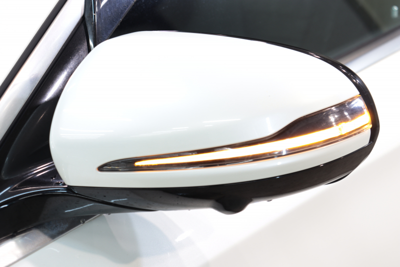 メルセデスベンツ Eクラス E250 AVG ｽﾎﾟｰﾂ ﾚｻﾞｰｴｸｽｸﾙｰｼﾌﾞ&ﾚｰﾀﾞｰｾｰﾌﾃｨPKG　ｷｰﾚｽｺﾞｰ 黒本革 ﾊﾟﾉﾗﾏSR ﾍｯﾄﾞｱｯﾌﾟD HDDﾅﾋﾞTV ｽﾏﾎ連携 ﾌﾞﾙﾒｽﾀｰ 360ｶﾒﾗ PTS LEDﾗｲﾄ ﾊﾝｽﾞﾌﾘｰA AMGｴｱﾛ&19AW ﾊﾟﾅﾒﾘｶｰﾅｸﾞﾘﾙ 9AT　2年保証