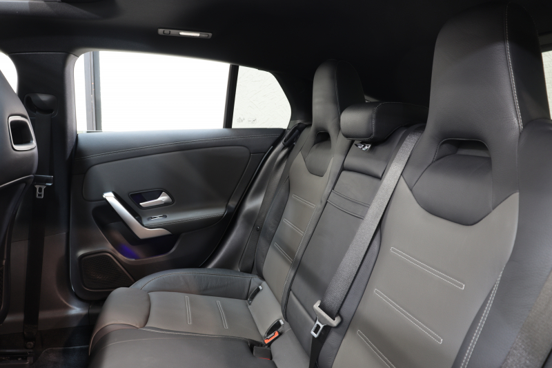 メルセデスベンツ CLAクラス CLA200d ｼｭｰﾃｨﾝｸﾞﾌﾞﾚｰｸ AMGﾗｲﾝ ﾚｻﾞｰｴｸｽｸﾙｰｼﾌﾞ&ｱﾄﾞﾊﾞﾝｽﾄﾞ&ﾅﾋﾞ&ﾚｰﾀﾞｰｾｰﾌﾃｨPKG　ｷｰﾚｽｺﾞｰ 灰/黒本革 ﾊﾟﾉﾗﾏSR HUD MBUXﾅﾋﾞTV BT音楽 ｱﾄﾞﾊﾞﾝｽﾄﾞｻｳﾝﾄﾞ 360ｶﾒﾗ PTS LED AMGｴｱﾛ&18AW ﾊﾟﾅﾒﾘｶｰﾅG ﾀﾞｲﾅﾐｯｸS 8AT　2年保証