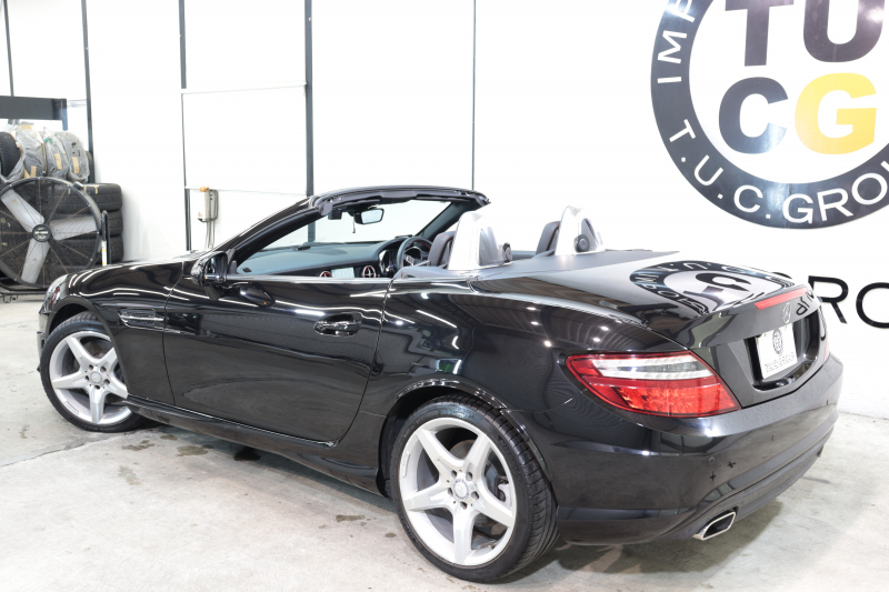 メルセデスベンツ SLKクラス SLK200 ｴｸｽｸﾙｰｼﾌﾞ AMGｽﾎﾟｰﾂ&ﾚｰﾀﾞｰｾｰﾌﾃｨPKG　後期最終 ｷｰﾚｽｺﾞｰ 黒本革 ｴｱｽｶｰﾌ HDDﾅﾋﾞTV&ｷｬﾝｾﾗｰ BT音楽 Bｶﾒﾗ PTS ｷｾﾉﾝﾗｲﾄ AMGｴｱﾛ&18AW ｴｱｶﾞｲﾄﾞ ﾊﾟﾄﾞﾙｼﾌﾄ ﾚｯﾄﾞｼｰﾄﾍﾞﾙﾄ 9AT　2年保証