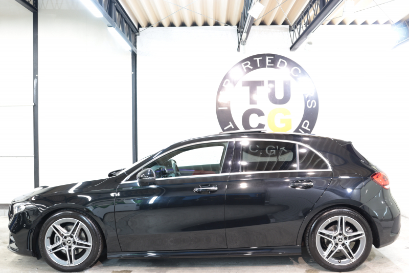 メルセデスベンツ Aクラス A180ｽﾀｲﾙ AMGﾗｲﾝ AMGﾚｻﾞｰｴｸｽｸﾙｰｼﾌﾞ&ｱﾄﾞﾊﾞﾝｽﾄﾞ&ﾅﾋﾞｹﾞｰｼｮﾝ&ﾚｰﾀﾞｰｾｰﾌﾃｨPKG　ｷｰﾚｽｺﾞｰ 赤/黒本革 ﾊﾟﾉﾗﾏSR ﾍｯﾄﾞｱｯﾌﾟD MBUXﾅﾋﾞTV BT音楽 ｱﾄﾞﾊﾞﾝｽﾄﾞｻｳﾝﾄﾞ 360ｶﾒﾗ PTS LEDﾗｲﾄ AMGｴｱﾛ&18AW 7AT　2年保証