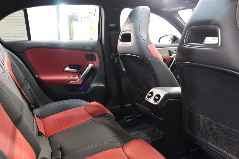 メルセデスベンツ Aクラス A180ｽﾀｲﾙ AMGﾗｲﾝ AMGﾚｻﾞｰｴｸｽｸﾙｰｼﾌﾞ&ｱﾄﾞﾊﾞﾝｽﾄﾞ&ﾅﾋﾞｹﾞｰｼｮﾝ&ﾚｰﾀﾞｰｾｰﾌﾃｨPKG　ｷｰﾚｽｺﾞｰ 赤/黒本革 ﾊﾟﾉﾗﾏSR ﾍｯﾄﾞｱｯﾌﾟD MBUXﾅﾋﾞTV BT音楽 ｱﾄﾞﾊﾞﾝｽﾄﾞｻｳﾝﾄﾞ 360ｶﾒﾗ PTS LEDﾗｲﾄ AMGｴｱﾛ&18AW 7AT　2年保証