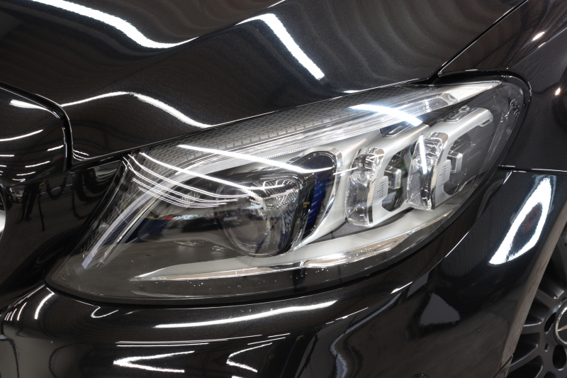 AMG Cクラス C43 4MATIC ｶﾌﾞﾘｵﾚ ﾚｰﾀﾞｰｾｰﾌﾃｨPKG　後期 1ｵｰﾅｰ ｷｰﾚｽｺﾞｰ 白本革 ｴｱｽｶｰﾌ HUD HDDﾅﾋﾞTV ｽﾏﾎ連携 ﾌﾞﾙﾒｽﾀｰ Bｶﾒﾗ PTS LEDﾗｲﾄ AMG専用装備&ﾁｭｰﾆﾝｸﾞ ﾀﾞｲﾅﾐｯｸS 9AT　2年保証