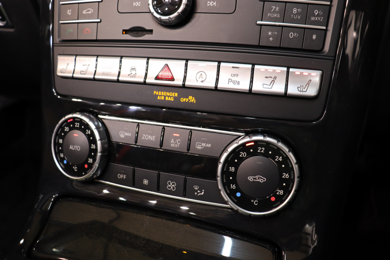 AMG SLC SLC43 AMGﾅｲﾄ&ﾚｰﾀﾞｰｾｰﾌﾃｨPKG　ｷｰﾚｽｺﾞｰ 黒本革 ｴｱｽｶｰﾌ ﾏｼﾞｯｸｽｶｲR HDDﾅﾋﾞTV ｽﾏﾎ連携 harman/kardon Bｶﾒﾗ PTS DSRC LEDﾗｲﾄ AMG専用装備&ﾁｭｰﾆﾝｸﾞ 9AT　2年保証