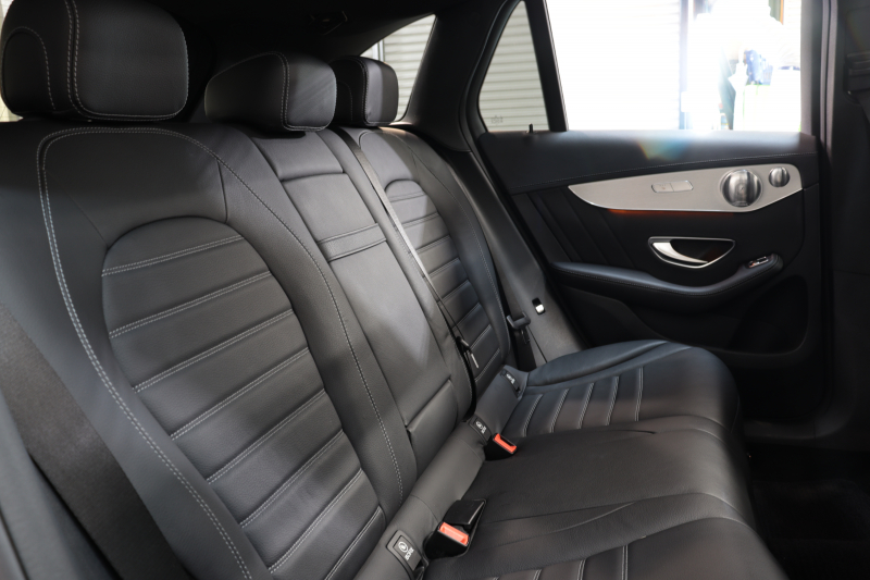 メルセデスベンツ GLC GLC250 4MATIC ｽﾎﾟｰﾂ 本革仕様 ｷｰﾚｽｺﾞｰ 黒本革 ﾊﾟﾉﾗﾏSR HDDﾅﾋﾞTV BT音楽 ﾌﾞﾙﾒｽﾀｰ 360ｶﾒﾗ PTS LEDﾗｲﾄ ﾊﾝｽﾞﾌﾘｰA AMGｴｱﾛ&19AW ﾀﾞｲﾅﾐｯｸｾﾚｸﾄ 9AT　2年保証