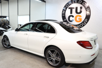 メルセデスベンツ Eクラス E220d AVG AMGﾗｲﾝ ﾚｰﾀﾞｰｾｰﾌﾃｨPKG　中期 NEWｽﾃｱﾘﾝｸﾞ MEｺﾈｸﾄ ｷｰﾚｽｺﾞｰ 黒本革 ｼｰﾄﾋｰﾀｰ ﾊﾟﾉﾗﾏSR  HDDﾅﾋﾞTV ｽﾏﾎ連携  360ｶﾒﾗ PTS LEDﾗｲﾄ  AMGｴｱﾛ&19AW ﾀﾞｲﾅﾐｯｸｾﾚｸﾄ 9AT　2年保証