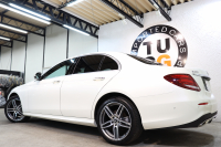 メルセデスベンツ Eクラス E200 4MATIC AVG AMGﾗｲﾝ ｴｸｽｸﾙｰｼﾌﾞ&ﾚｰﾀﾞｰｾｰﾌﾃｨPKG　BSG搭載 中期 NEWｽﾃｱﾘﾝｸﾞ MEｺﾈｸﾄ ｷｰﾚｽｺﾞｰ 黒本革 全ｼｰﾄﾋｰﾀｰ  ﾍｯﾄﾞｱｯﾌﾟD HDDﾅﾋﾞTV ｽﾏﾎ連携  360ｶﾒﾗ PTS LEDﾗｲﾄ 自動ﾄﾗﾝｸ AMGｴｱﾛ&19AW ﾀﾞｲﾅﾐｯｸｾﾚｸﾄ 9AT　2年保証