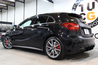AMG Aクラス A45 4MATIC ﾚｰﾀﾞｰｾｰﾌﾃｨPKG　後期 ｷｰﾚｽｺﾞｰ 黒本革 ｼｰﾄﾋｰﾀｰ HDDﾅﾋﾞTV ｽﾏﾎ連携 ﾊﾞｯｸｶﾒﾗ PTS LEDﾗｲﾄ ﾊﾟﾅﾒﾘｶｰﾅｸﾞﾘﾙ AMG強化ﾌﾞﾚｰｷ AMG専用装備&ﾁｭｰﾆﾝｸﾞ ﾀﾞｲﾅﾐｯｸｾﾚｸﾄ 7AT　2年保証