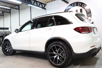 AMG GLC GLC43 4MATIC ﾚｻﾞｰｴｸｽｸﾙｰｼﾌﾞ&ﾚｰﾀﾞｰｾｰﾌﾃｨPKG　後期 1ｵｰﾅｰ  MEｺﾈｸﾄ ｷｰﾚｽｺﾞｰ 黒&赤本革 全ｼｰﾄﾋｰﾀｰ ﾊﾟﾉﾗﾏSR HUD MBUXﾅﾋﾞTV ﾌﾞﾙﾒｽﾀｰ 360ｶﾒﾗ PTS ﾊﾝｽﾞﾌﾘｰA ﾜｲﾔﾚｽ充電 AMGﾗｲﾄﾞｺﾝﾄﾛｰﾙｻｽ+ｴｱｻｽ ﾊﾟﾅﾒﾘｶｰﾅｸﾞﾘﾙ  2年保証
