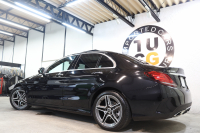 メルセデスベンツ Cクラス C200 4MATIC AVG AMGﾗｲﾝ ﾚｻﾞｰｴｸｽｸﾙｰｼﾌﾞ&ﾚｰﾀﾞｰｾｰﾌﾃｨPKG　後期 BSG搭載 1ｵｰﾅｰ MEｺﾈｸﾄ ｷｰﾚｽｺﾞｰ 黒本革 ｼｰﾄﾋｰﾀｰ ﾊﾟﾉﾗﾏSR HUD 純正ﾅﾋﾞTV ｽﾏﾎ連携 ﾌﾞﾙﾒｽﾀｰ Bｶﾒﾗ PTS ﾊﾝｽﾞﾌﾘｰA AMGｴｱﾛ&18AW ｴｱｻｽ ﾀﾞｲﾅﾐｯｸｾﾚｸﾄ 9AT　2年保証