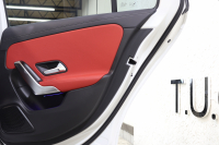 メルセデスベンツ Aクラス A180ｽﾀｲﾙ AMGﾗｲﾝ AMGﾚｻﾞｰｴｸｽｸﾙｰｼﾌﾞ&ﾚｰﾀﾞｰｾｰﾌﾃｨPKG　MEｺﾈｸﾄ ｷｰﾚｽｺﾞｰ 赤/黒本革 ｼｰﾄﾋｰﾀｰ MBUXﾅﾋﾞTV BT音楽 Bｶﾒﾗ PTS LEDﾗｲﾄ AMGｴｱﾛ&18AW ﾜｲﾔﾚｽ充電　2年保証【期間限定在庫】