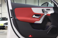 メルセデスベンツ Aクラス A180ｽﾀｲﾙ AMGﾗｲﾝ AMGﾚｻﾞｰｴｸｽｸﾙｰｼﾌﾞ&ﾚｰﾀﾞｰｾｰﾌﾃｨPKG　MEｺﾈｸﾄ ｷｰﾚｽｺﾞｰ 赤/黒本革 ｼｰﾄﾋｰﾀｰ MBUXﾅﾋﾞTV BT音楽 Bｶﾒﾗ PTS LEDﾗｲﾄ AMGｴｱﾛ&18AW ﾜｲﾔﾚｽ充電　2年保証【期間限定在庫】