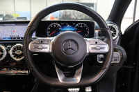 メルセデスベンツ Aクラス A180ｽﾀｲﾙ AMGﾗｲﾝ AMGﾚｻﾞｰｴｸｽｸﾙｰｼﾌﾞ&ｱﾄﾞﾊﾞﾝｽﾄﾞ&ﾚｰﾀﾞｰｾｰﾌﾃｨPKG　ｷｰﾚｽｺﾞｰ 灰/黒本革 ﾊﾟﾉﾗﾏSR ﾍｯﾄﾞｱｯﾌﾟD MBUXﾅﾋﾞTV ｽﾏﾎ連携 ｱﾄﾞﾊﾞﾝｽﾄﾞｻｳﾝﾄﾞ 360ｶﾒﾗ PTS LEDﾗｲﾄ AMGｴｱﾛ&18AW 7AT　2年保証