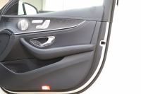 メルセデスベンツ Eクラス E250 AVG ｽﾎﾟｰﾂ ﾚｻﾞｰ&ﾚｰﾀﾞｰｾｰﾌﾃｨPKG　1ｵｰﾅｰ ｷｰﾚｽｺﾞｰ 黒本革 HDDﾅﾋﾞTV ｽﾏﾎ連携 ﾌﾞﾙﾒｽﾀｰ 360ｶﾒﾗ PTS LEDﾗｲﾄ 自動ﾄﾗﾝｸ ﾊﾝｽﾞﾌﾘｰA AMGｴｱﾛ&19AW ﾀﾞｲﾅﾐｯｸS 9AT　2年保証