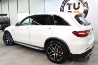 AMG GLC GLC63 4MATIC+ ﾚｻﾞｰｴｸｽｸﾙｰｼﾌﾞ&ﾚｰﾀﾞｰｾｰﾌﾃｨPKG　ｷｰﾚｽｺﾞｰ 赤/黒本革 ﾊﾟﾉﾗﾏSR ﾍｯﾄﾞｱｯﾌﾟD HDDﾅﾋﾞTV BT音楽 ﾌﾞﾙﾒｽﾀｰ 360ｶﾒﾗ PTS LEDﾗｲﾄ 自動Rｹﾞｰﾄ ﾊﾝｽﾞﾌﾘｰA AMG専用装備&ﾁｭｰﾆﾝｸﾞ 9AT　2年保証