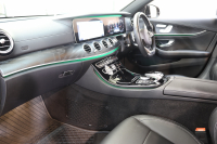 メルセデスベンツ Eクラス E200 AVG ｽﾎﾟｰﾂ ﾚｻﾞｰ&ﾚｰﾀﾞｰｾｰﾌﾃｨPKG　ｷｰﾚｽｺﾞｰ 黒本革 HDDﾅﾋﾞTV&ｷｬﾝｾﾗｰ ｽﾏﾎ連携 ﾌﾞﾙﾒｽﾀｰ 360ｶﾒﾗ PTS LEDﾗｲﾄ 自動ﾄﾗﾝｸ AMGｴｱﾛ&19AW ﾀﾞｲﾅﾐｯｸS 9AT　2年保証