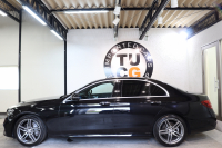 メルセデスベンツ Eクラス E200 AVG ｽﾎﾟｰﾂ ﾚｻﾞｰ&ﾚｰﾀﾞｰｾｰﾌﾃｨPKG　ｷｰﾚｽｺﾞｰ 黒本革 HDDﾅﾋﾞTV&ｷｬﾝｾﾗｰ ｽﾏﾎ連携 ﾌﾞﾙﾒｽﾀｰ 360ｶﾒﾗ PTS LEDﾗｲﾄ 自動ﾄﾗﾝｸ AMGｴｱﾛ&19AW ﾀﾞｲﾅﾐｯｸS 9AT　2年保証