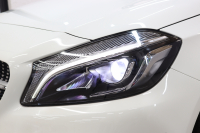 メルセデスベンツ Aクラス A180ｽﾎﾟｰﾂ ﾍﾞｰｼｯｸ&ﾚｰﾀﾞｰｾｰﾌﾃｨPKG　後期 ｷｰﾚｽｺﾞｰ ﾚｻﾞｰDINAMICAｼｰﾄ ｼｰﾄﾋｰﾀｰ HDDﾅﾋﾞTV BT音楽 ﾊﾞｯｸｶﾒﾗ PTS LEDﾗｲﾄ AMGｴｱﾛ&18AW ﾀﾞｲﾅﾐｯｸS 7AT　2年保証