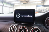 メルセデスベンツ Aクラス A180ｽﾎﾟｰﾂ ﾍﾞｰｼｯｸ&ﾚｰﾀﾞｰｾｰﾌﾃｨPKG　後期 ｷｰﾚｽｺﾞｰ ﾚｻﾞｰDINAMICAｼｰﾄ ｼｰﾄﾋｰﾀｰ HDDﾅﾋﾞTV BT音楽 ﾊﾞｯｸｶﾒﾗ PTS LEDﾗｲﾄ AMGｴｱﾛ&18AW ﾀﾞｲﾅﾐｯｸS 7AT　2年保証