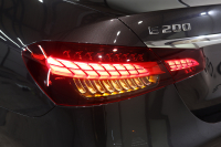 メルセデスベンツ Eクラス E200ｽﾎﾟｰﾂ AMGﾗｲﾝｲﾝﾃﾘｱ&ｴｸｽｸﾙｰｼﾌﾞ&ﾚｰﾀﾞｰｾｰﾌﾃｨPKG　BSG搭載 後期 ｷｰﾚｽｺﾞｰ 黒本革 ﾍｯﾄﾞｱｯﾌﾟD MBUXﾅﾋﾞTV ｽﾏﾎ連携 ﾌﾞﾙﾒｽﾀｰ 360ｶﾒﾗ PTS LEDﾗｲﾄ 自動ﾄﾗﾝｸ AMGｴｱﾛ&19AW 9AT　2年保証