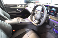 メルセデスベンツ Eクラス E200ｽﾎﾟｰﾂ AMGﾗｲﾝｲﾝﾃﾘｱ&ｴｸｽｸﾙｰｼﾌﾞ&ﾚｰﾀﾞｰｾｰﾌﾃｨPKG　BSG搭載 後期 ｷｰﾚｽｺﾞｰ 黒本革 ﾍｯﾄﾞｱｯﾌﾟD MBUXﾅﾋﾞTV ｽﾏﾎ連携 ﾌﾞﾙﾒｽﾀｰ 360ｶﾒﾗ PTS LEDﾗｲﾄ 自動ﾄﾗﾝｸ AMGｴｱﾛ&19AW 9AT　2年保証