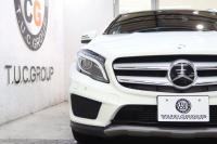 メルセデスベンツ GLA GLA250 4MATIC ｽﾎﾟｰﾂ ﾚｰﾀﾞｰｾｰﾌﾃｨPKG　中期 ｷｰﾚｽｺﾞｰ ﾚｻﾞｰDINAMICAｼｰﾄ ﾊﾟﾉﾗﾏSR HDDﾅﾋﾞTV BT音楽 ﾊﾞｯｸｶﾒﾗ PTS ｷｾﾉﾝﾗｲﾄ 自動Rｹﾞｰﾄ AMGｴｱﾛ&18AW 7AT　2年保証