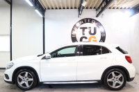 メルセデスベンツ GLA GLA250 4MATIC ｽﾎﾟｰﾂ ﾚｰﾀﾞｰｾｰﾌﾃｨPKG　中期 ｷｰﾚｽｺﾞｰ ﾚｻﾞｰDINAMICAｼｰﾄ ﾊﾟﾉﾗﾏSR HDDﾅﾋﾞTV BT音楽 ﾊﾞｯｸｶﾒﾗ PTS ｷｾﾉﾝﾗｲﾄ 自動Rｹﾞｰﾄ AMGｴｱﾛ&18AW 7AT　2年保証