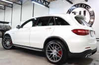 AMG GLC GLC63S 4MATIC+ ﾚｻﾞｰｴｸｽｸﾙｰｼﾌﾞ&ﾚｰﾀﾞｰｾｰﾌﾃｨPKG　ｷｰﾚｽｺﾞｰ 赤/黒本革 ﾊﾟﾉﾗﾏSR ﾍｯﾄﾞｱｯﾌﾟD HDDﾅﾋﾞTV&ｷｬﾝｾﾗｰ BT音楽 ﾌﾞﾙﾒｽﾀｰ 360ｶﾒﾗ PTS LEDﾗｲﾄ 自動Rｹﾞｰﾄ ﾊﾝｽﾞﾌﾘｰA AMG専用装備&ﾁｭｰﾆﾝｸﾞﾀﾞｲﾅﾐｯｸS 9AT　2年保証