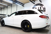 メルセデスベンツ Eクラス E220d ｽﾃｰｼｮﾝﾜｺﾞﾝ AVG ｽﾎﾟｰﾂ ﾚｻﾞｰ&ﾚｰﾀﾞｰｾｰﾌﾃｨPKG　ｷｰﾚｽｺﾞｰ 黒本革 HDDﾅﾋﾞTV ｽﾏﾎ連携 ﾌﾞﾙﾒｽﾀｰ 360ｶﾒﾗ PTS LEDﾗｲﾄ ﾌｯﾄﾄﾗﾝｸOP AMGｴｱﾛ&19AW ﾀﾞｲﾅﾐｯｸｾﾚｸﾄ 9AT　2年保証