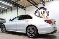 メルセデスベンツ Eクラス E200 AVG AMGﾗｲﾝ ｴｸｽｸﾙｰｼﾌﾞ&ﾚｰﾀﾞｰｾｰﾌﾃｨPKG　中期 BSG搭載 1ｵｰﾅｰ NEWｽﾃｱﾘﾝｸﾞ MEｺﾈｸﾄ ｷｰﾚｽｺﾞｰ 茶本革 全席ｼｰﾄﾋｰﾀｰ HUD HDDﾅﾋﾞTV ｽﾏﾎ連携 ﾌﾞﾙﾒｽﾀｰ 360ｶﾒﾗ PTS LEDﾗｲﾄ 自動ﾄﾗﾝｸ AMGｴｱﾛ&19AW ﾀﾞｲﾅﾐｯｸｾﾚｸﾄ 9AT　2年保証