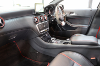 AMG Aクラス A45 4MATIC AMGｱﾄﾞﾊﾞﾝｽﾄﾞ&ﾚｰﾀﾞｰｾｰﾌﾃｨPKG　後期 ｷｰﾚｽｺﾞｰ 黒本革 ﾊﾟﾉﾗﾏSR HDDﾅﾋﾞTV BT音楽 harman/kardon ﾊﾞｯｸｶﾒﾗ PTS LEDﾗｲﾄ AMG専用装備&ﾁｭｰﾆﾝｸﾞﾀﾞｲﾅﾐｯｸS 7AT　2年保証