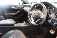 AMG Aクラス A45 4MATIC AMGｱﾄﾞﾊﾞﾝｽﾄﾞ&ﾚｰﾀﾞｰｾｰﾌﾃｨPKG　後期 ｷｰﾚｽｺﾞｰ 黒本革 ﾊﾟﾉﾗﾏSR HDDﾅﾋﾞTV BT音楽 harman/kardon ﾊﾞｯｸｶﾒﾗ PTS LEDﾗｲﾄ AMG専用装備&ﾁｭｰﾆﾝｸﾞﾀﾞｲﾅﾐｯｸS 7AT　2年保証