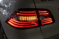 AMG Mクラス ML63 AMG　ｷｰﾚｽｺﾞｰ 黒本革 ﾊﾟﾉﾗﾏSR HDDﾅﾋﾞTV&ｷｬﾝｾﾗｰ BT音楽 harman/kardon ｻｲﾄﾞ&ﾊﾞｯｸｶﾒﾗ PTS ｷｾﾉﾝﾗｲﾄ AMG専用装備&ﾁｭｰﾆﾝｸﾞ 7AT　2年保証