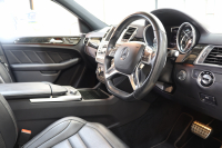 AMG Mクラス ML63 AMG　ｷｰﾚｽｺﾞｰ 黒本革 ﾊﾟﾉﾗﾏSR HDDﾅﾋﾞTV&ｷｬﾝｾﾗｰ BT音楽 harman/kardon ｻｲﾄﾞ&ﾊﾞｯｸｶﾒﾗ PTS ｷｾﾉﾝﾗｲﾄ AMG専用装備&ﾁｭｰﾆﾝｸﾞ 7AT　2年保証