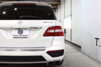 AMG Mクラス ML63 AMG　ｷｰﾚｽｺﾞｰ 黒本革 ﾊﾟﾉﾗﾏSR HDDﾅﾋﾞTV&ｷｬﾝｾﾗｰ BT音楽 harman/kardon ｻｲﾄﾞ&ﾊﾞｯｸｶﾒﾗ PTS ｷｾﾉﾝﾗｲﾄ AMG専用装備&ﾁｭｰﾆﾝｸﾞ 7AT　2年保証