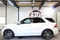 AMG Mクラス ML63 AMG　ｷｰﾚｽｺﾞｰ 黒本革 ﾊﾟﾉﾗﾏSR HDDﾅﾋﾞTV&ｷｬﾝｾﾗｰ BT音楽 harman/kardon ｻｲﾄﾞ&ﾊﾞｯｸｶﾒﾗ PTS ｷｾﾉﾝﾗｲﾄ AMG専用装備&ﾁｭｰﾆﾝｸﾞ 7AT　2年保証