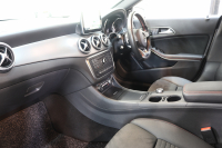 メルセデスベンツ CLAクラス CLA250 4MATIC AMGﾗｲﾝ ﾚｰﾀﾞｰｾｰﾌﾃｨPKG　中期 ｷｰﾚｽｺﾞｰ ﾚｻﾞｰDINAMICAｼｰﾄ HDDﾅﾋﾞTV BT音楽 ﾊﾞｯｸｶﾒﾗ PTS ｷｾﾉﾝﾗｲﾄ AMGｴｱﾛ&18AW ﾀﾞｲﾅﾐｯｸS 7AT　2年保証