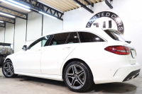 メルセデスベンツ Cクラス C200ｽﾃｰｼｮﾝﾜｺﾞﾝ AVG AMGﾗｲﾝ ﾚｰﾀﾞｰｾｰﾌﾃｨPKG　BSG搭載 後期 ｷｰﾚｽｺﾞｰ 黒革 HDDﾅﾋﾞTV ｽﾏﾎ連携 ﾊﾞｯｸｶﾒﾗ PTS LEDﾗｲﾄ 自動Rｹﾞｰﾄ AMGｴｱﾛ&18AW ｴｱｻｽ ﾀﾞｲﾅﾐｯｸS 9AT　2年保証