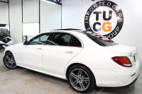 メルセデスベンツ Eクラス E300 AVG ｽﾎﾟｰﾂ ｴｸｽｸﾙｰｼﾌﾞ&ﾚｰﾀﾞｰｾｰﾌﾃｨPKG　中期 MEｺﾈｸﾄ ｷｰﾚｽｺﾞｰ 黒本革 ﾊﾟﾉﾗﾏSR ﾍｯﾄﾞｱｯﾌﾟD HDDﾅﾋﾞTV&ｷｬﾝｾﾗｰ ｽﾏﾎ連携 ﾌﾞﾙﾒｽﾀｰ 360ｶﾒﾗ PTS LEDﾗｲﾄ 自動ﾄﾗﾝｸ AMGｴｱﾛ&19AW 9AT　2年保証