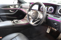 メルセデスベンツ Eクラス E300 AVG ｽﾎﾟｰﾂ ｴｸｽｸﾙｰｼﾌﾞ&ﾚｰﾀﾞｰｾｰﾌﾃｨPKG　中期 MEｺﾈｸﾄ ｷｰﾚｽｺﾞｰ 黒本革 ﾊﾟﾉﾗﾏSR ﾍｯﾄﾞｱｯﾌﾟD HDDﾅﾋﾞTV&ｷｬﾝｾﾗｰ ｽﾏﾎ連携 ﾌﾞﾙﾒｽﾀｰ 360ｶﾒﾗ PTS LEDﾗｲﾄ 自動ﾄﾗﾝｸ AMGｴｱﾛ&19AW 9AT　2年保証