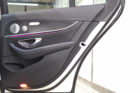 メルセデスベンツ Eクラス E300 AVG ｽﾎﾟｰﾂ ｴｸｽｸﾙｰｼﾌﾞ&ﾚｰﾀﾞｰｾｰﾌﾃｨPKG　中期 MEｺﾈｸﾄ ｷｰﾚｽｺﾞｰ 黒本革 ﾊﾟﾉﾗﾏSR ﾍｯﾄﾞｱｯﾌﾟD HDDﾅﾋﾞTV&ｷｬﾝｾﾗｰ ｽﾏﾎ連携 ﾌﾞﾙﾒｽﾀｰ 360ｶﾒﾗ PTS LEDﾗｲﾄ 自動ﾄﾗﾝｸ AMGｴｱﾛ&19AW 9AT　2年保証