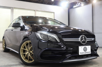 AMG Aクラス A45 4MATIC ﾚｰﾀﾞｰｾｰﾌﾃｨPKG　後期 ｷｰﾚｽｺﾞｰ 黒本革 HDDﾅﾋﾞTV ｽﾏﾎ連携 ﾊﾞｯｸｶﾒﾗ PTS LEDﾗｲﾄ AMG専用装備&ﾁｭｰﾆﾝｸﾞ ﾀﾞｲﾅﾐｯｸS BBS18AW 7AT　2年保証
