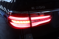 メルセデスベンツ Eクラス E250ｽﾃｰｼｮﾝﾜｺﾞﾝ AVG ｽﾎﾟｰﾂ 本革仕様 ﾚｰﾀﾞｰｾｰﾌﾃｨPKG　ｷｰﾚｽｺﾞｰ 黒本革 ﾍｯﾄﾞｱｯﾌﾟD HDDﾅﾋﾞTV ｽﾏﾎ連携 ﾌﾞﾙﾒｽﾀｰ 360ｶﾒﾗ PTS LEDﾗｲﾄ 自動Rｹﾞｰﾄ ﾊﾝｽﾞﾌﾘｰA AMGｴｱﾛ&19AW ﾀﾞｲﾅﾐｯｸS 9AT　2年保証