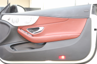 AMG Cクラス C43 4MATIC ｶﾌﾞﾘｵﾚ ﾚｰﾀﾞｰｾｰﾌﾃｨPKG　ｷｰﾚｽｺﾞｰ 赤本革 ｴｱｽｶｰﾌ ﾍｯﾄﾞｱｯﾌﾟD HDDﾅﾋﾞTV BT音楽 ﾌﾞﾙﾒｽﾀｰ ﾊﾞｯｸｶﾒﾗ PTS LEDﾗｲﾄ AMG専用装備&ﾁｭｰﾆﾝｸﾞﾀﾞｲﾅﾐｯｸS 赤幌 9AT　2年保証