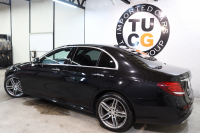 メルセデスベンツ Eクラス E220d AVG ｽﾎﾟｰﾂ ﾚｻﾞｰ&ﾚｰﾀﾞｰｾｰﾌﾃｨPKG　ｷｰﾚｽｺﾞｰ 黒本革 HDDﾅﾋﾞTV ｽﾏﾎ連携 ﾌﾞﾙﾒｽﾀｰ 360ｶﾒﾗ PTS LEDﾗｲﾄ 自動ﾄﾗﾝｸ AMGｴｱﾛ&19AW ﾀﾞｲﾅﾐｯｸS 9AT　2年保証