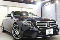 メルセデスベンツ Eクラス E220d AVG ｽﾎﾟｰﾂ ﾚｻﾞｰ&ﾚｰﾀﾞｰｾｰﾌﾃｨPKG　ｷｰﾚｽｺﾞｰ 黒本革 HDDﾅﾋﾞTV ｽﾏﾎ連携 ﾌﾞﾙﾒｽﾀｰ 360ｶﾒﾗ PTS LEDﾗｲﾄ 自動ﾄﾗﾝｸ AMGｴｱﾛ&19AW ﾀﾞｲﾅﾐｯｸS 9AT　2年保証