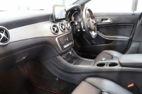 メルセデスベンツ CLAクラス CLA180ｼｭｰﾃｨﾝｸﾞﾌﾞﾚｰｸ ｽﾎﾟｰﾂ AMGﾚｻﾞｰｴｸｽｸﾙｰｼﾌﾞ&ﾚｰﾀﾞｰｾｰﾌﾃｨPKG　後期 ｷｰﾚｽｺﾞｰ 黒本革 ﾊﾟﾉﾗﾏSR HDDﾅﾋﾞTV ｽﾏﾎ連携 harman/kardon ﾊﾞｯｸｶﾒﾗ PTS LEDﾗｲﾄ 自動Rｹﾞｰﾄ ﾊﾝｽﾞﾌﾘｰA AMGｴｱﾛ&18AW　2年保証