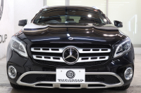メルセデスベンツ GLA GLA220 4MATIC ﾌﾟﾚﾐｱﾑ&ﾚｰﾀﾞｰｾｰﾌﾃｨPKG　後期 ｷｰﾚｽｺﾞｰ 黒革 ﾊﾟﾉﾗﾏSR HDDﾅﾋﾞTV ｽﾏﾎ連携 harman/kardon ﾊﾞｯｸｶﾒﾗ PTS LEDﾗｲﾄ 自動Rｹﾞｰﾄ ﾊﾝｽﾞﾌﾘｰA 18AW ﾀﾞｲﾅﾐｯｸS　2年保証